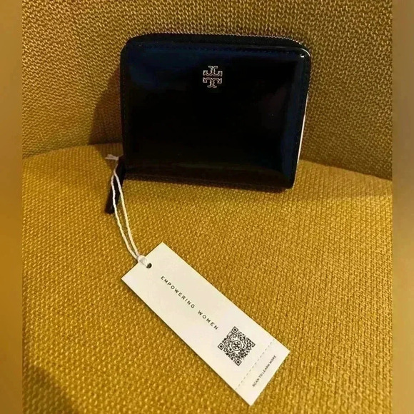New Tory Burch Black Wallet - Picture 4 of 8